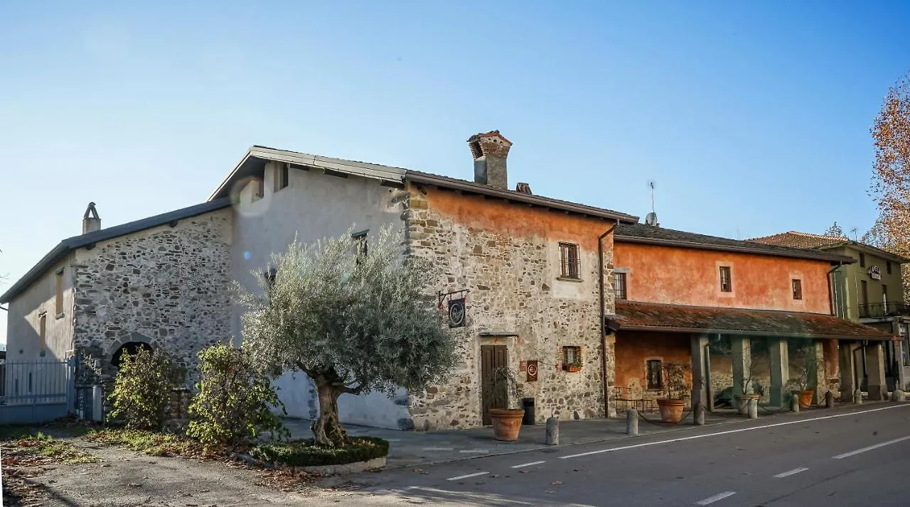Locanda Osteria Marascia Calolziocorte 3*,  Italy